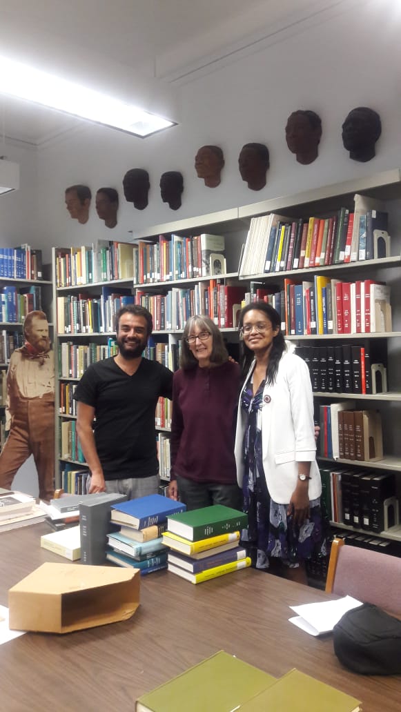 Pesquisa numa das bibliotecas da Smithsonian Acervo pessoal prof. Paulo de Tássio Borges da Silva